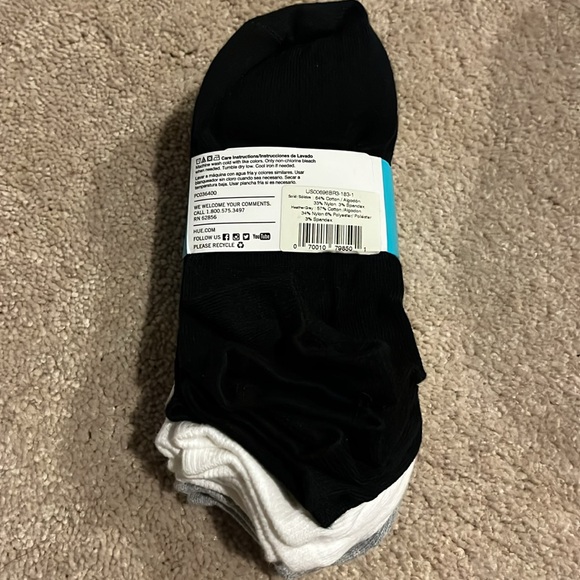 Hue 8 pack no show socks - Picture 3 of 3
